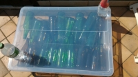 Scatola di plastica trasparente per asciugare bottiglie